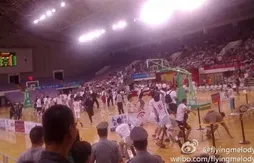 Baston générale entre Georgetown et une équipe chinoise