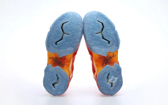 Nike-LeBron-XI-Forging-Iron-6
