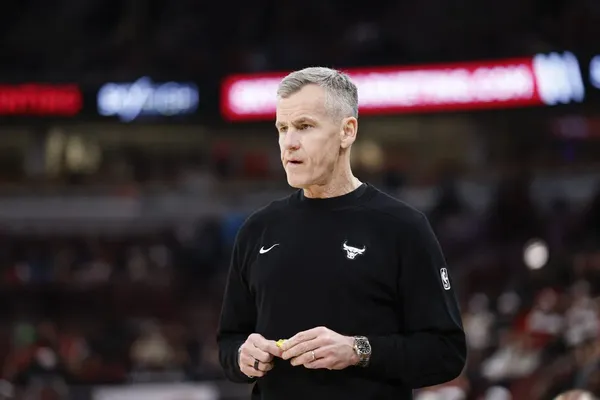 Annoncé du côté de North Carolina, Billy Donovan botte en touche