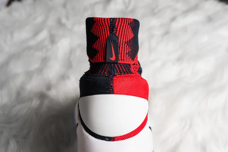 Nike-Hyperdunk-2016-Flyknit-2