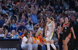 Paige Bueckers et Azzi Fudd remportent leur dernier match dans le Connecticut