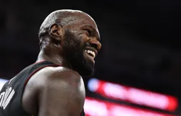 Les Sixers récupèrent un quatrième pivot avec Dewayne Dedmon