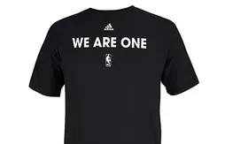 Pour la lutte contre le racisme, la NBA lance des T-shirts “We Are One”