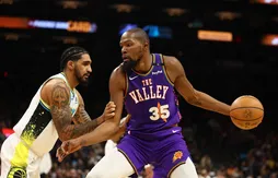 Obi Toppin hausse le ton en défense