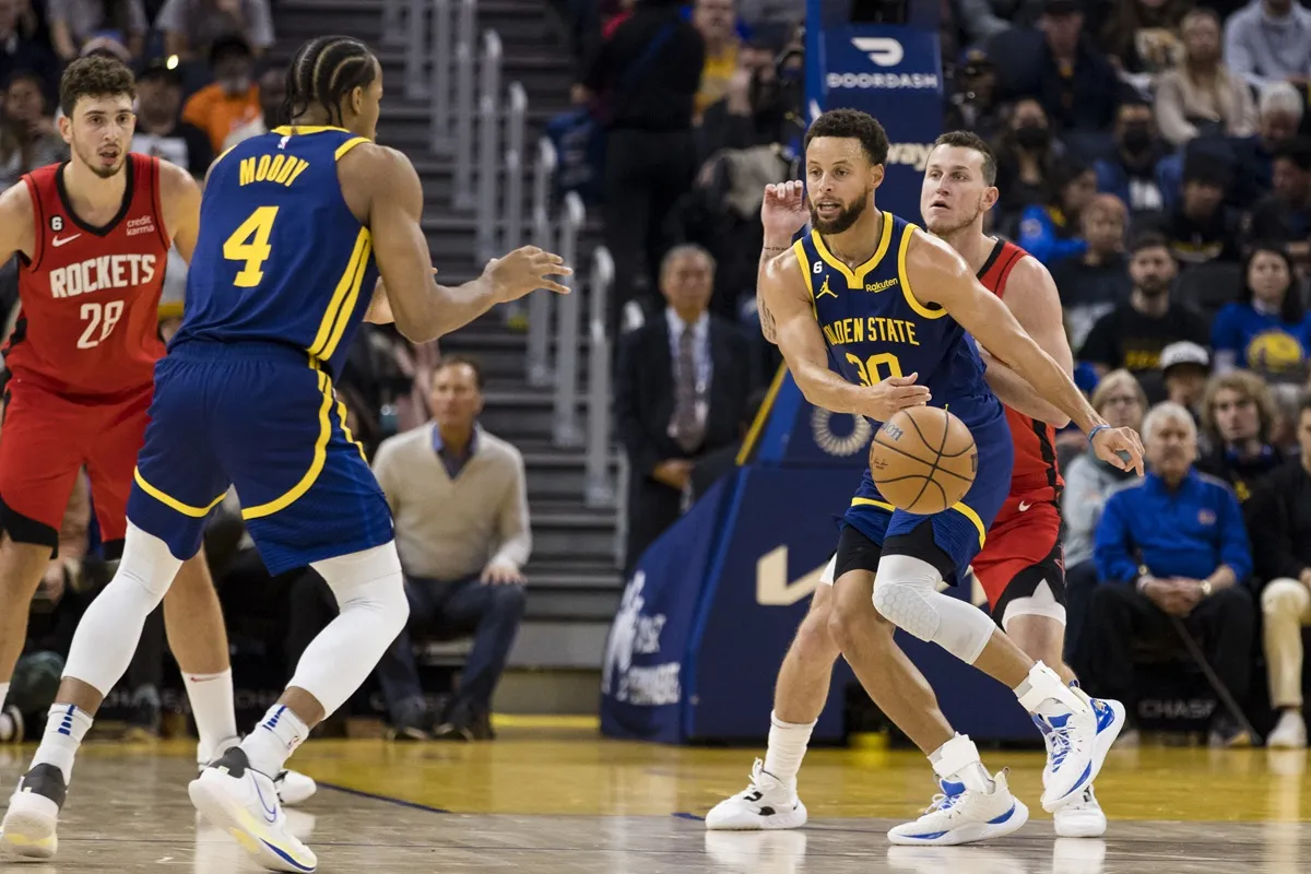 Stephen Curry, le cadeau de Moses Moody pour l'Arkansas