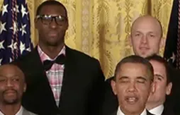 Ian Mahinmi moqué pour sa tenue