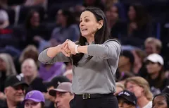 Sandy Brondello devient la première coach du Toronto Tempo