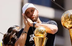 Stephen Curry raconte la genèse de sa célébration “Night Night”