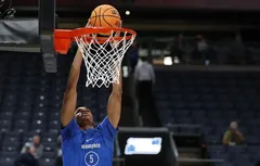 Kaodirichi Akobundu-Ehiogu, la machine volante des Mavericks à Las Vegas