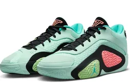 Test de chaussures | La Tatum 2 dans la lumière