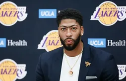 Dwyane Wade et Anthony Davis soutiennent la WNBA