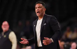 Damon Stoudamire prend la porte à Georgia Tech