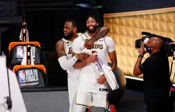 Les Lakers écrasent le Heat pour décrocher leur 17e titre !