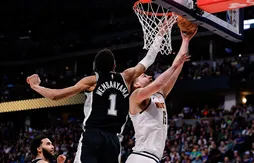 Victor Wembanyama frôle le quadruple-double face à Nikola Jokic !