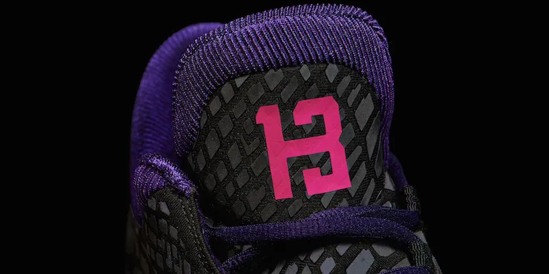  l’amorti Boost sur toute la longueur et une tige en Primeknight