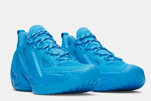 Deux nouveaux coloris pour la Curry 13