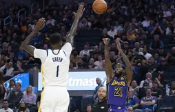 LeBron James relève déjà le manque de shooteurs à Los Angeles