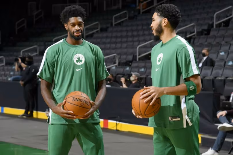 Amile Jefferson