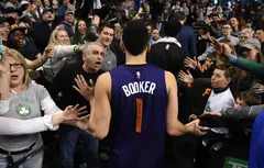 Le 24 mars 2017, Devin Booker explosait les compteurs avec 70 points à Boston