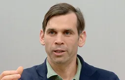 Les Sixers sur le point de débaucher deux dirigeants à Indiana et Orlando