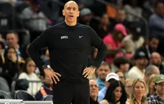 Les Kings gardent Doug Christie