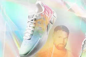 La ANTA KT 11 de Klay Thompson dans la lumière