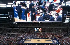 Résumé de la semaine en NCAA : Texas s’affirme comme un sérieux candidat au titre… Kentucky gagne son 2000e match…