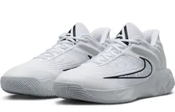 La Giannis Immortality 4 devance la Giannis Freak 6