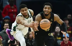 Giannis Antetokounmpo et Damian Lillard propulsent les Bucks à Cleveland