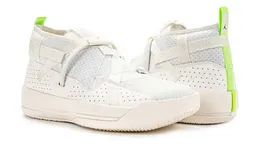 La Air Jordan 33 se déshabille