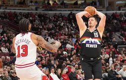 Avec un grand Nikola Jokic, les Nuggets se relancent à Chicago
