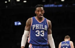 Sixers : Robert Covington opéré du genou