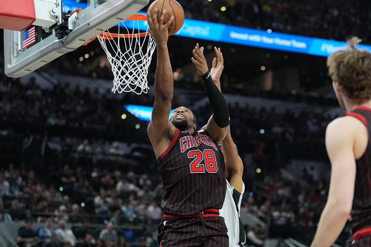 Guerschon Yabusele (Bulls) contre les Spurs