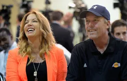 LA Lakers : le vice-président Jim Buss remet en question sa promesse de démissionner en cas d’échec