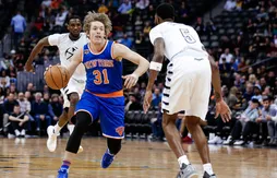 Ron Baker active son option pour rester aux Knicks