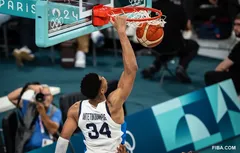 Le retour fracassant de Giannis Antetokounmpo : 25 points, 10 rebonds en 15 minutes !