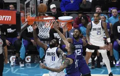 Malgré le duo Kyrie Irving – Daniel Gafford, les Mavericks chutent face aux Hornets