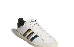 Une adidas Jabbar Lo dédiée au Paris Basket