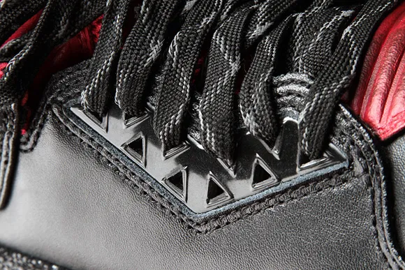 Li-Ning-Way-of-Wade-2-Announcement-12