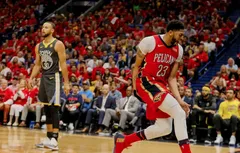Rick Barry fustige le plan de jeu “imprudent” des Pelicans