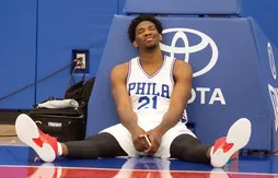 Premier match et première victoire pour Joel Embiid avec les Sixers