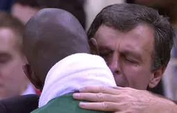 [replay] L’émouvante accolade entre Kevin McHale et Kevin Garnett