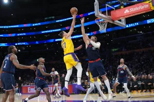 Luka Doncic sort le grand jeu pour dompter des Clippers tenaces