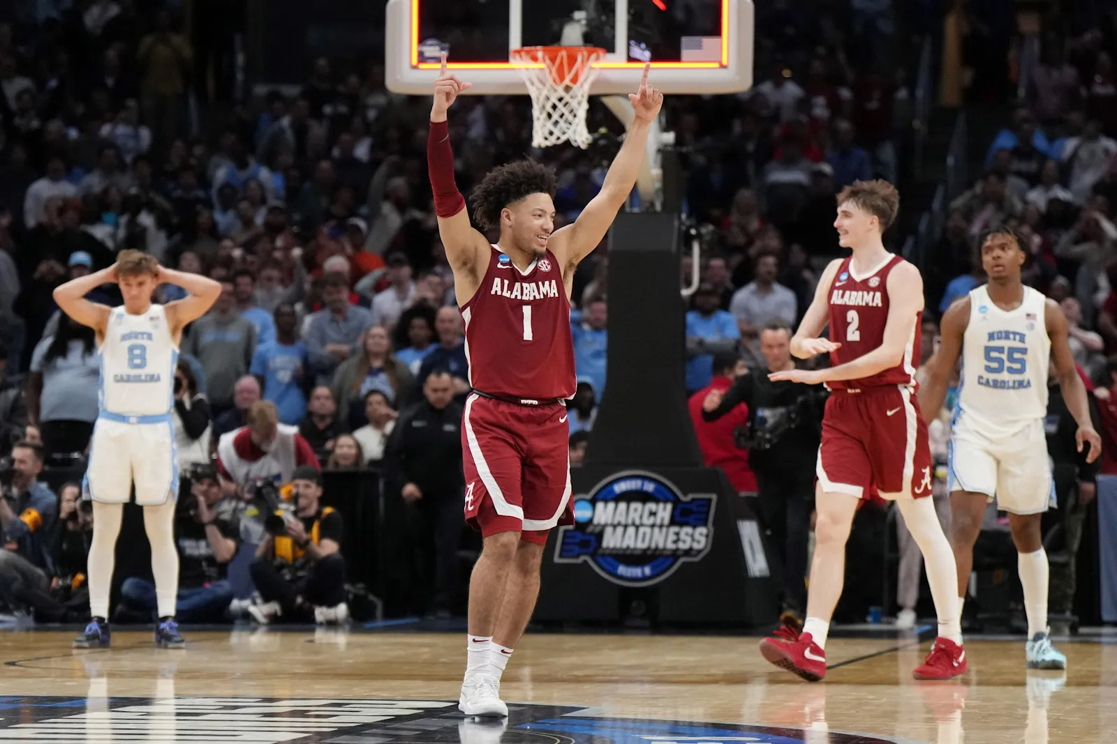 Alabama élimine North Carolina