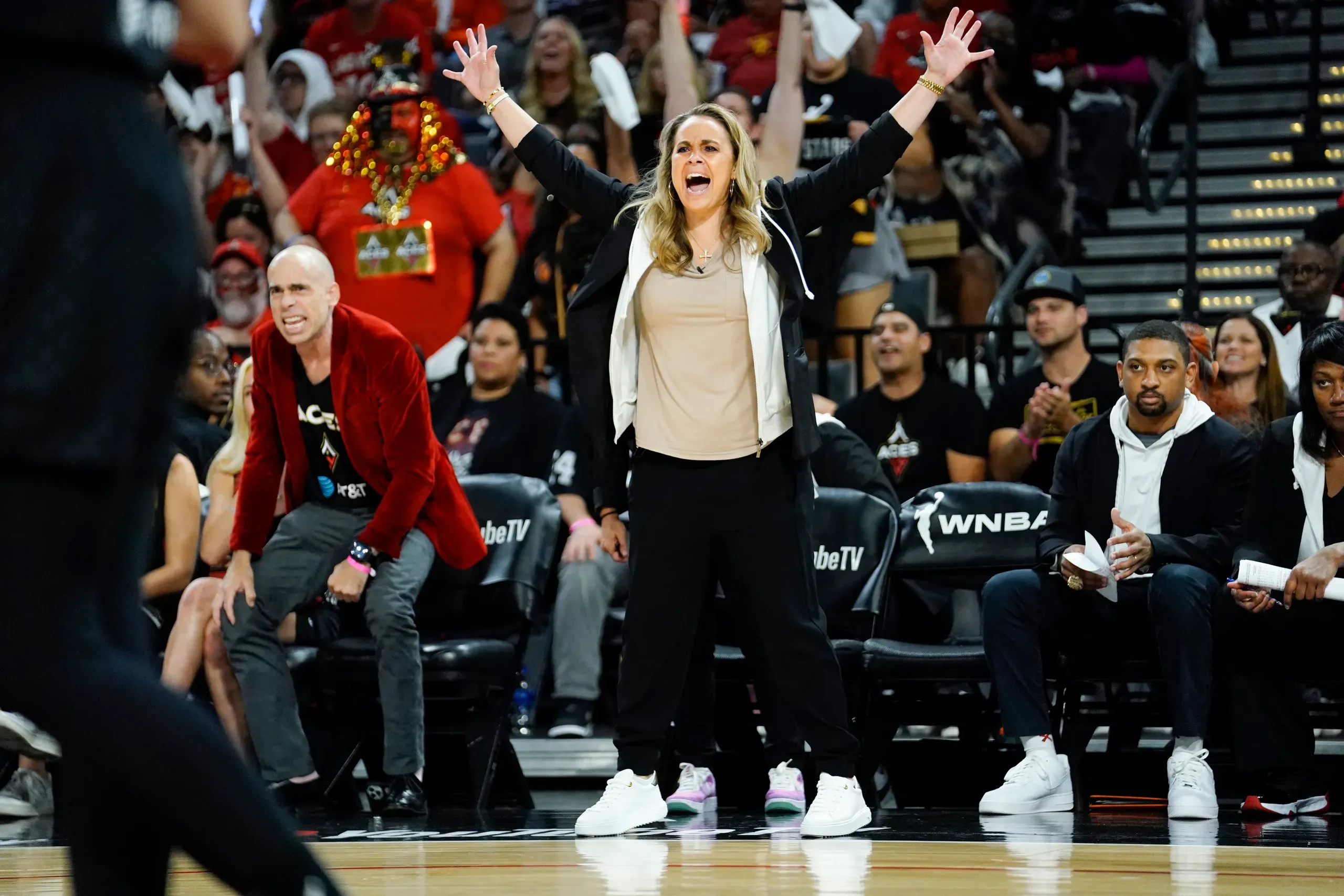 Becky Hammon Dearica Hamby