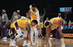 Un Anthony Davis de gala guide les Lakers face à Philadelphie
