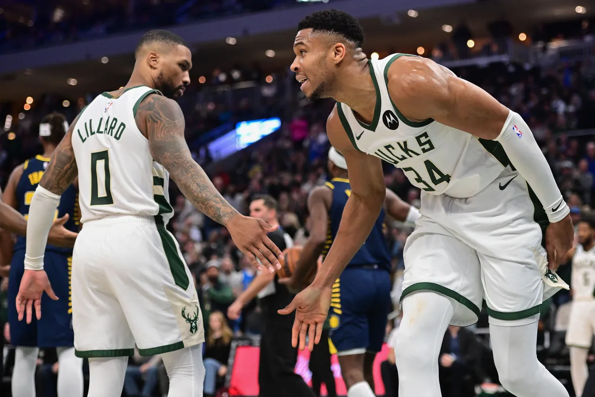 Giannis Antetokounmpo et Damian Lillard