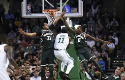 Kyrie Irving (32 points) et les Celtics résistent à Giannis Antetokounmpo (40 points)