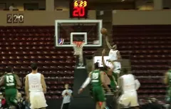 Le dunk de la semaine pour Derrick Jones Jr (1m20 de détente)