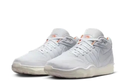 La Nike GT Hustle 2 s’habille en blanc